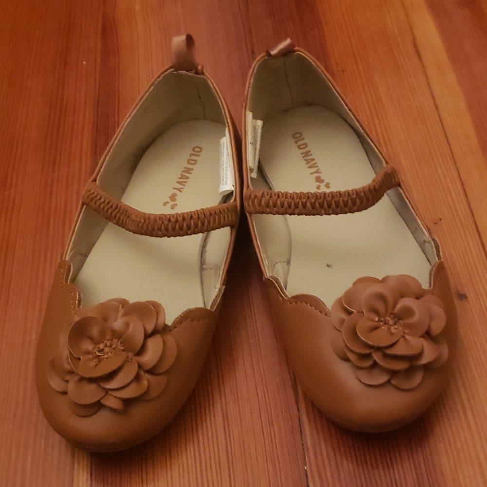 Old navy floral brown sandals